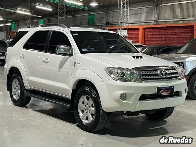 Toyota Hilux SW4 Usado en San Juan, deRuedas