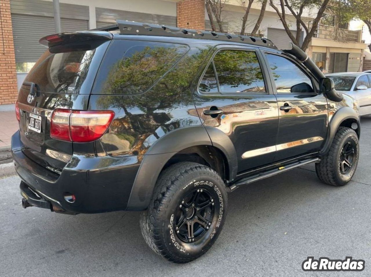 Toyota Hilux SW4 Usado en Mendoza, deRuedas