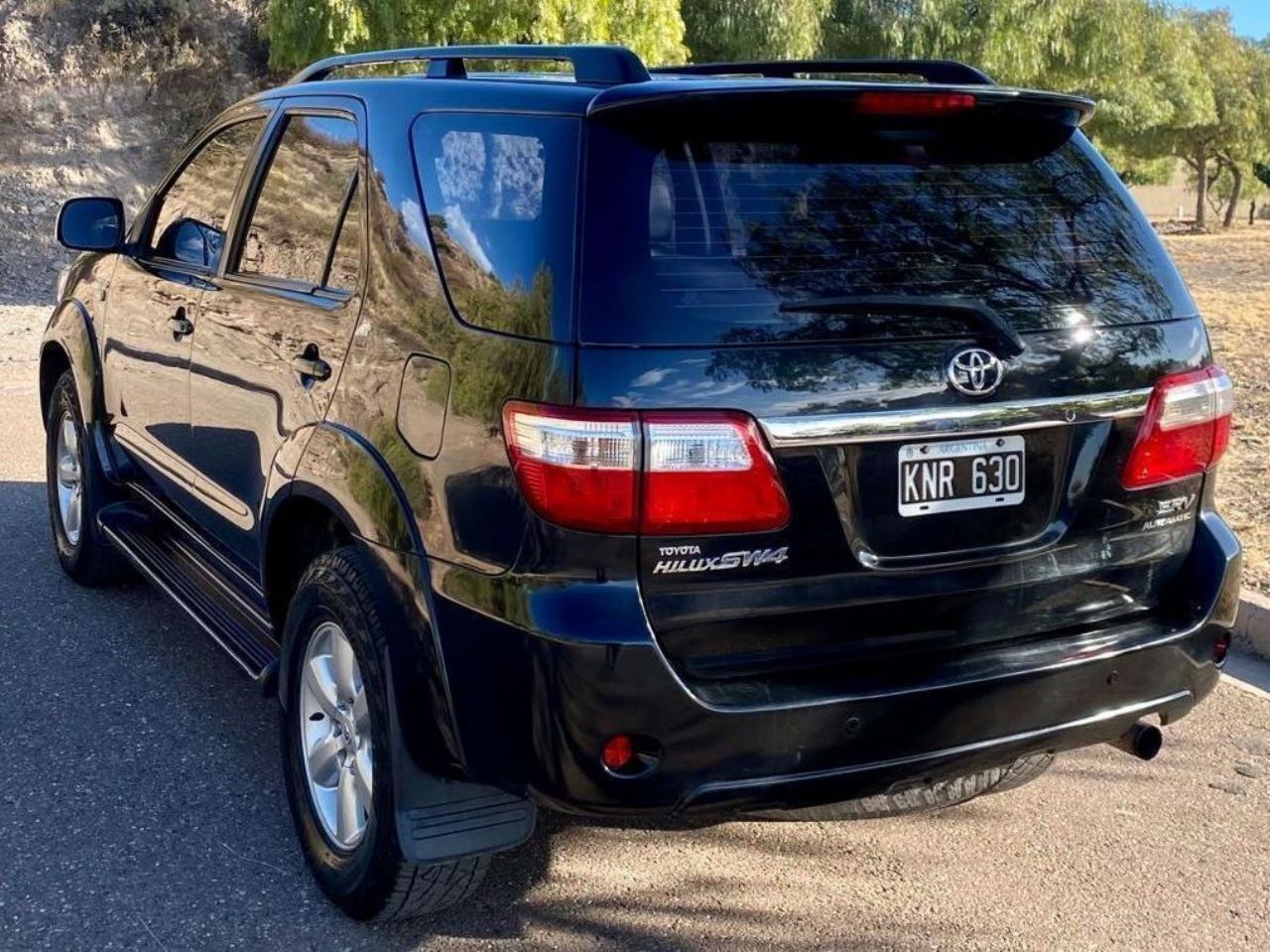 Toyota Hilux SW4 Usado en Mendoza, deRuedas