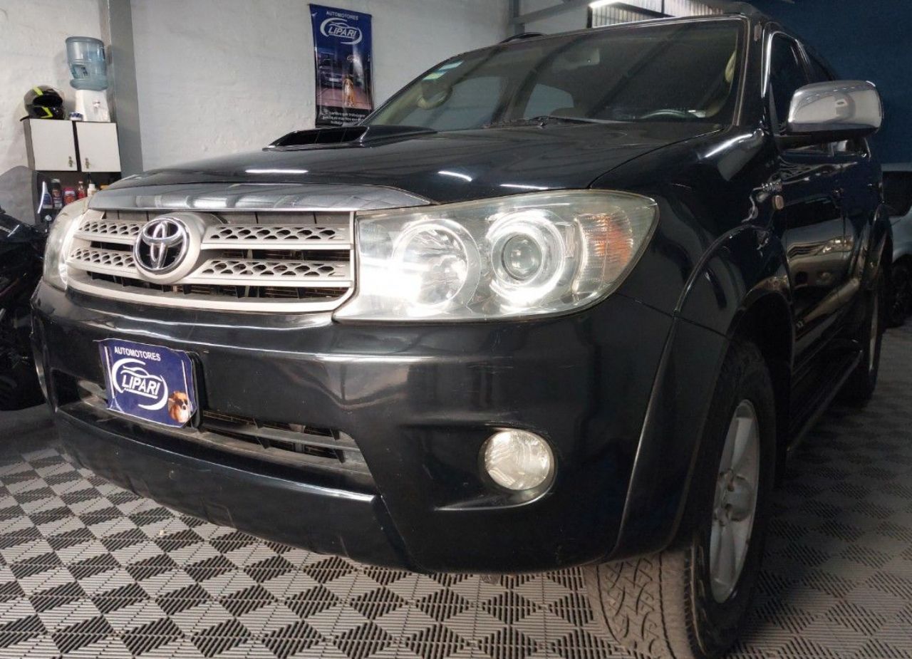 Toyota Hilux SW4 Usado en Mendoza, deRuedas