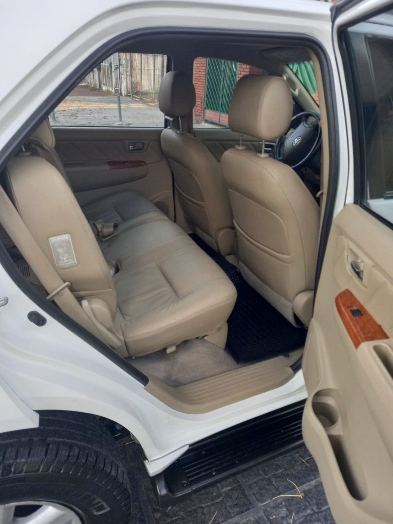 Toyota Hilux SW4 Usado en Buenos Aires, deRuedas