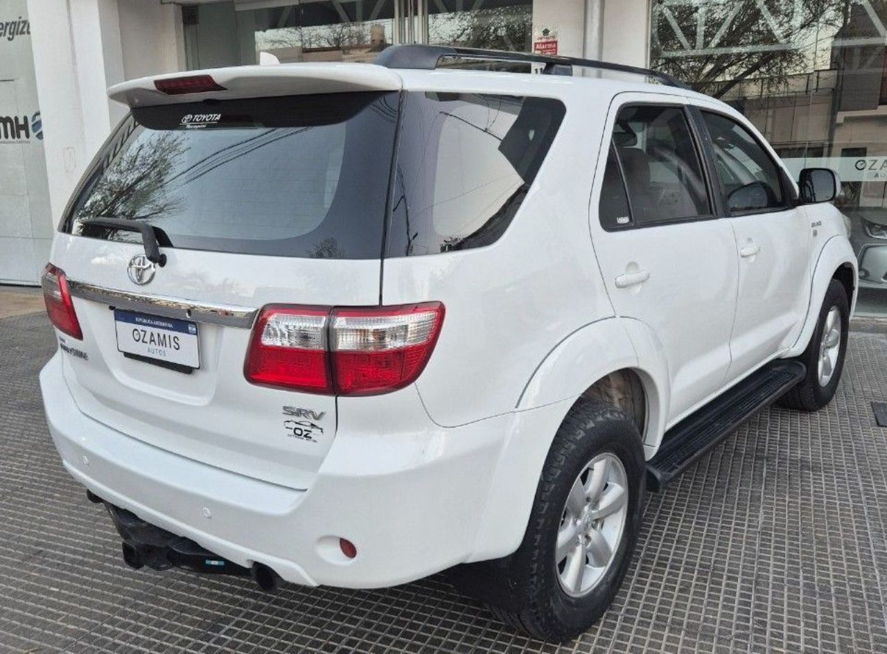 Toyota Hilux SW4 Usado Financiado en Mendoza, deRuedas