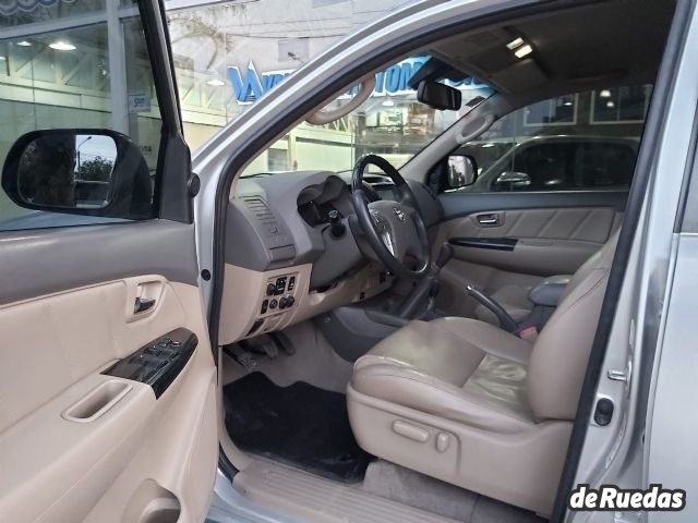 Toyota Hilux SW4 Usado en San Juan, deRuedas