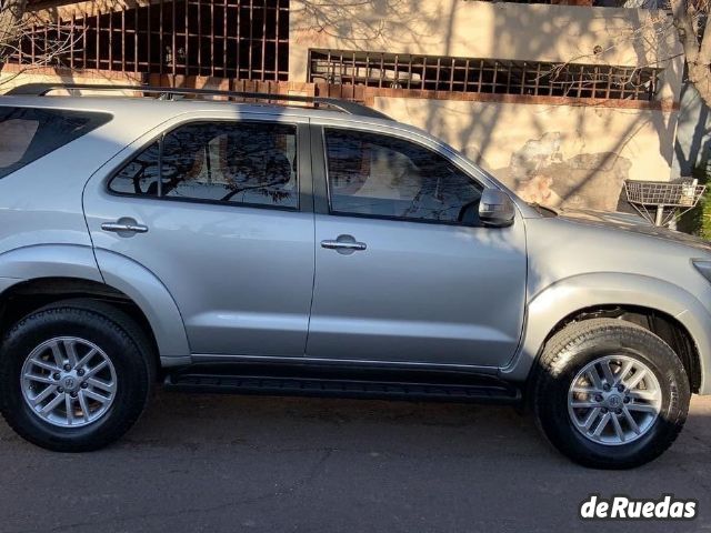 Toyota Hilux SW4 Usado en Mendoza, deRuedas