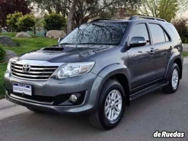 Toyota Hilux SW4 Usado en Mendoza, deRuedas