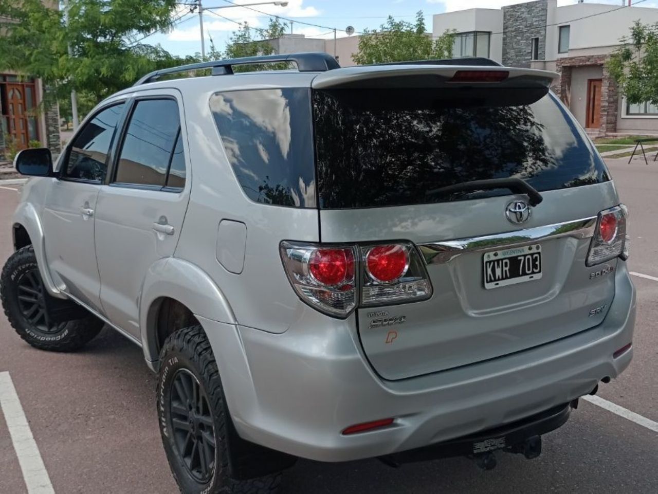 Toyota Hilux SW4 Usado en Mendoza, deRuedas