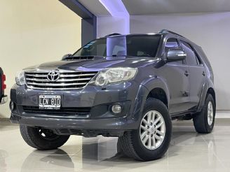 Toyota Hilux SW4 Usado en San Juan Financiado
