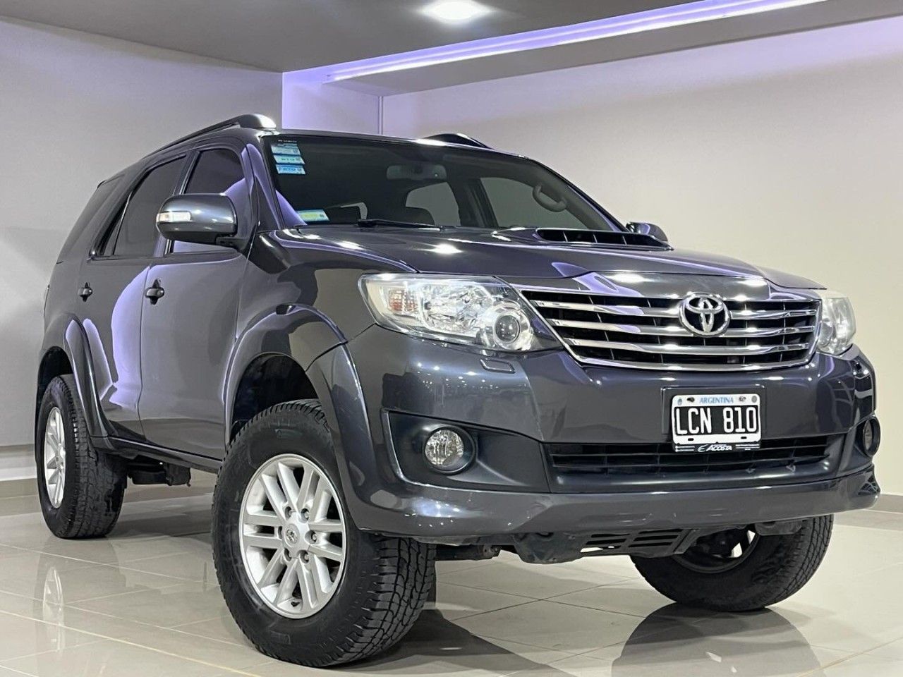 Toyota Hilux SW4 Usado Financiado en San Juan, deRuedas