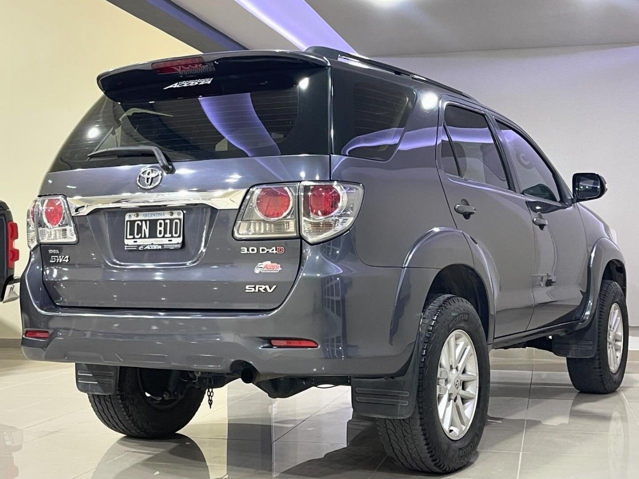 Toyota Hilux SW4 Usado Financiado en San Juan, deRuedas