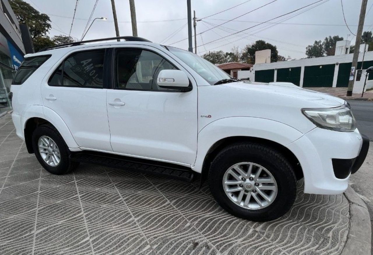 Toyota Hilux SW4 Usado Financiado en Córdoba, deRuedas