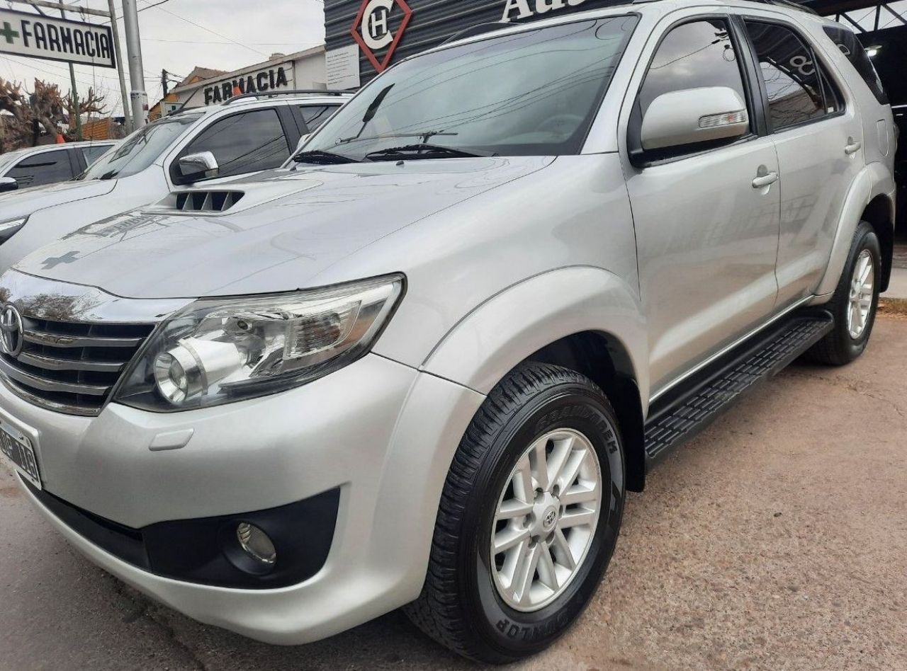 Toyota Hilux SW4 Usado Financiado en Mendoza, deRuedas