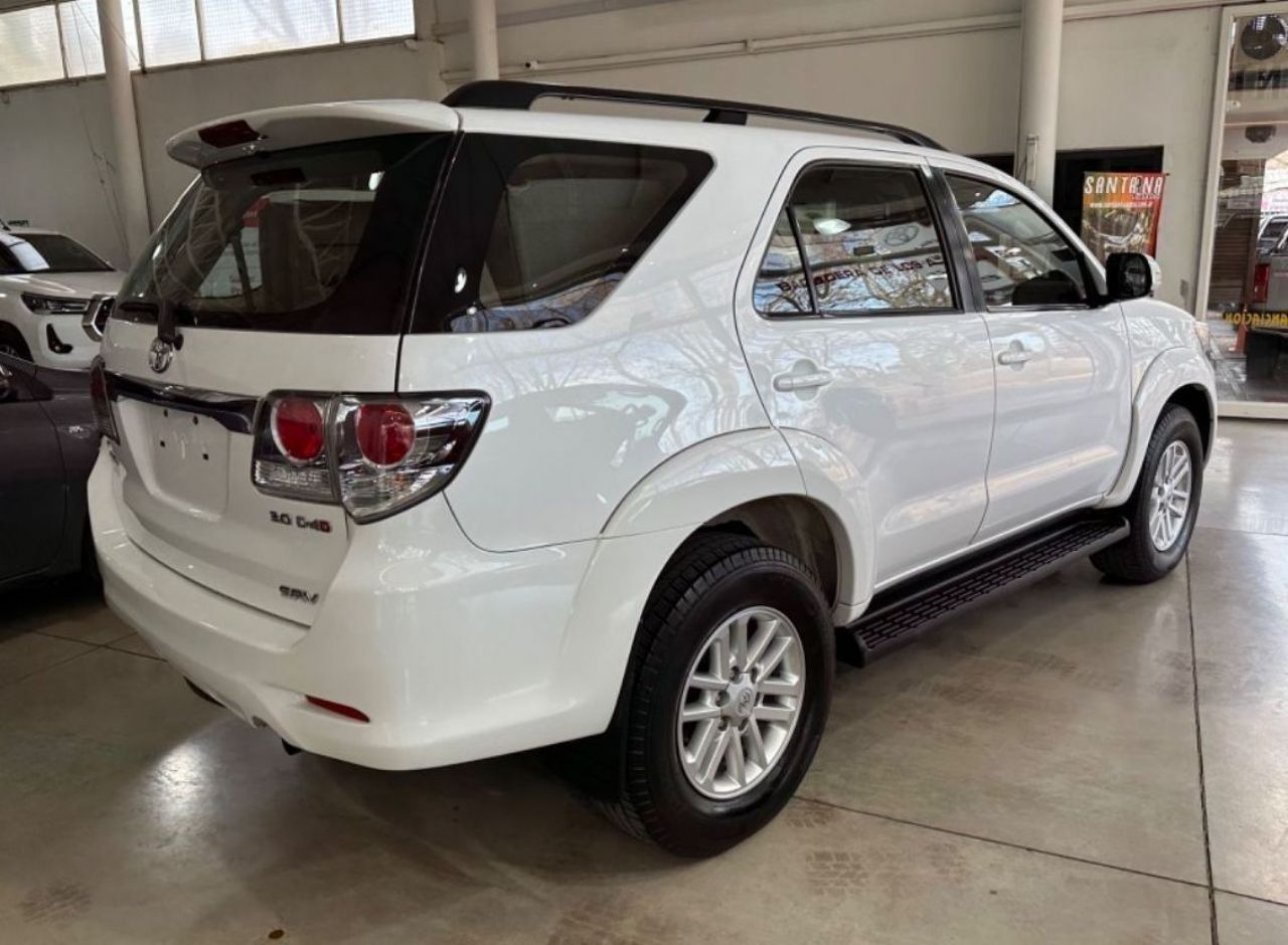 Toyota Hilux SW4 Usado en Mendoza, deRuedas
