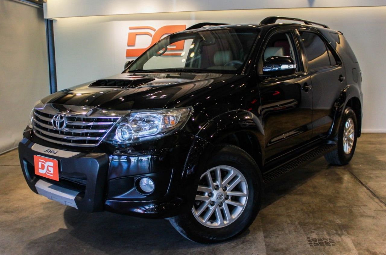 Toyota Hilux SW4 Usado en Córdoba, deRuedas