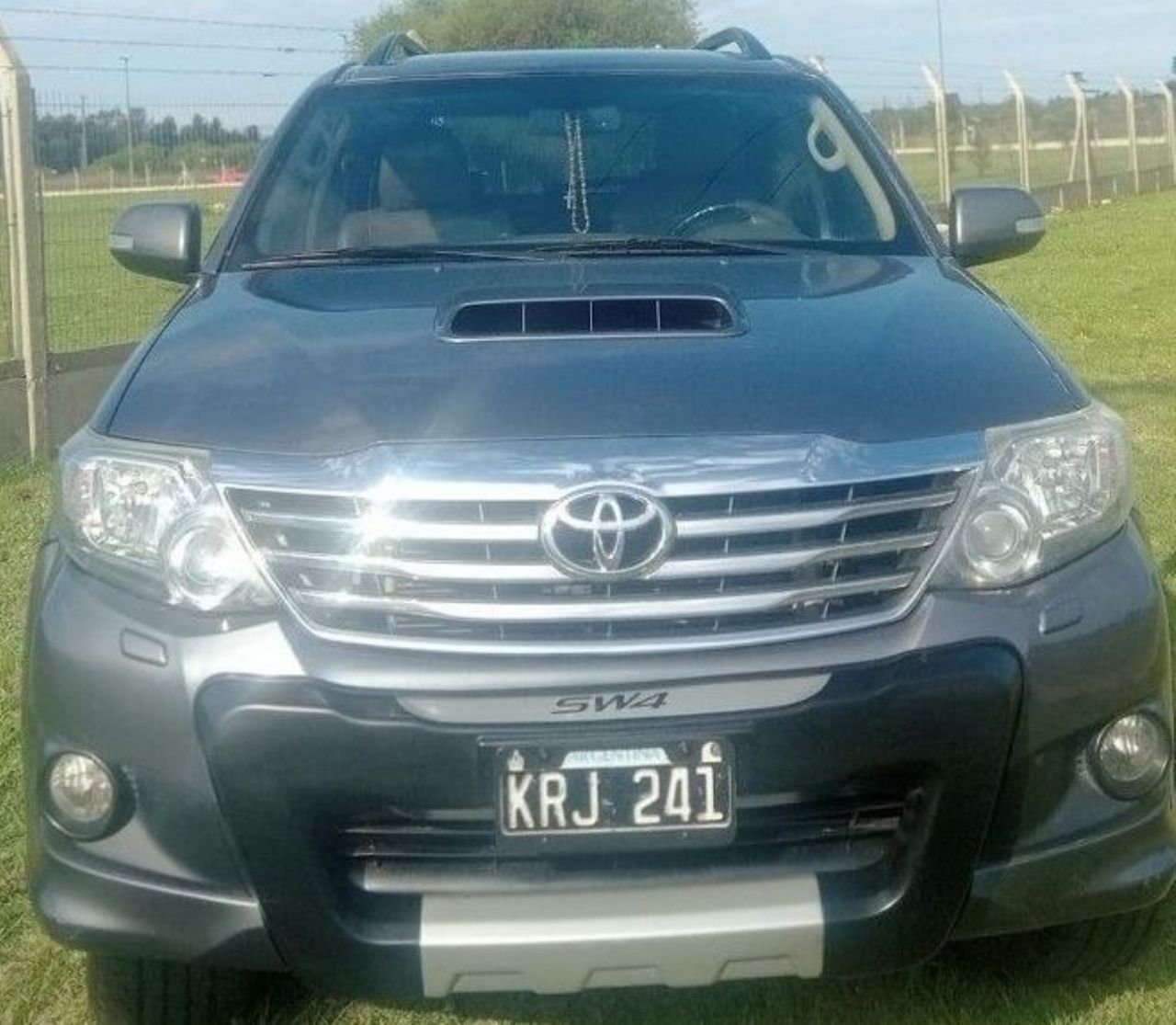 Toyota Hilux SW4 Usado en Santa Fe, deRuedas