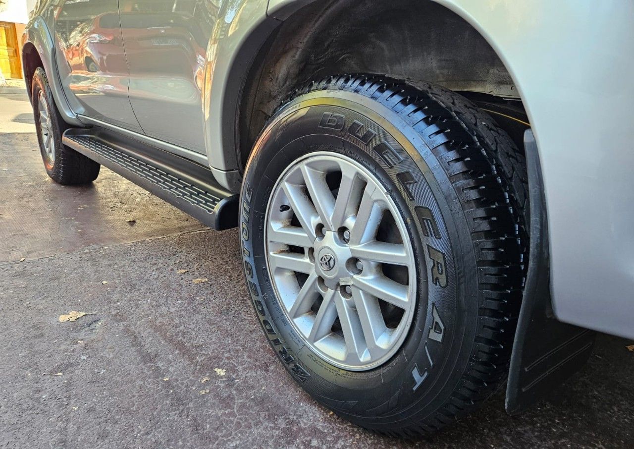 Toyota Hilux SW4 Usado en Mendoza, deRuedas
