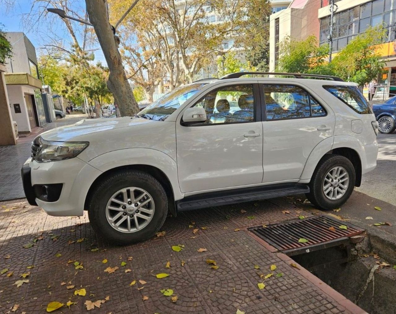 Toyota Hilux SW4 Usado en Mendoza, deRuedas