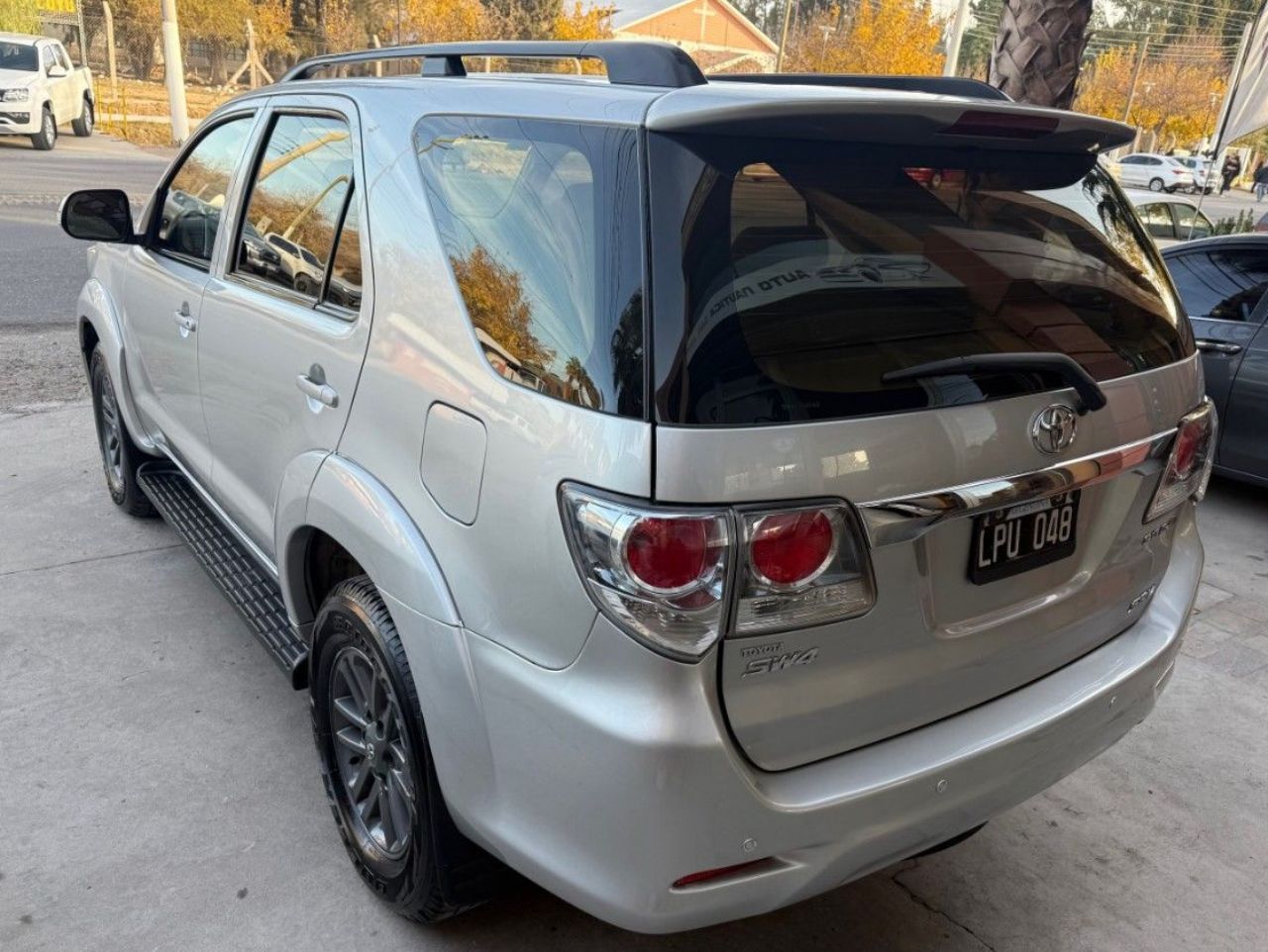 Toyota Hilux SW4 Usado en San Juan, deRuedas