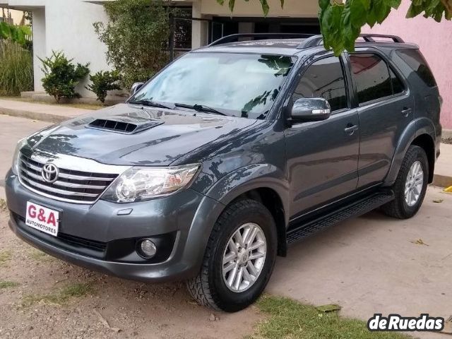 Toyota Hilux SW4 Usado en Mendoza, deRuedas