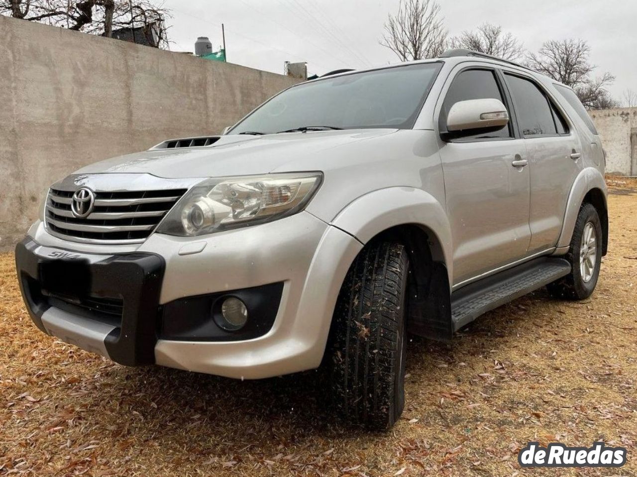 Toyota Hilux SW4 Usado en Mendoza, deRuedas