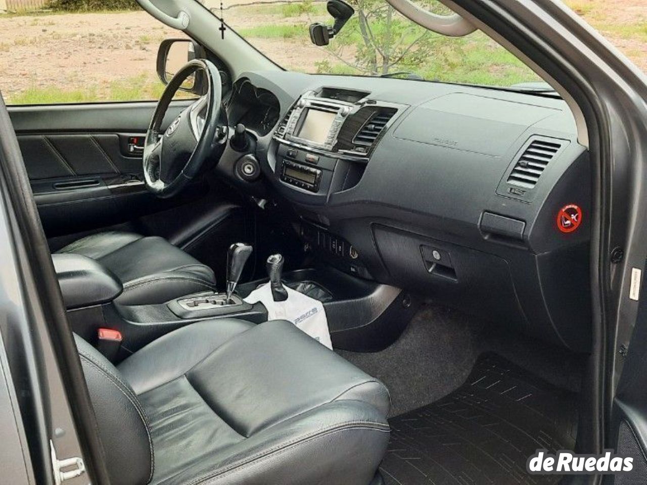 Toyota Hilux SW4 Usado en Mendoza, deRuedas