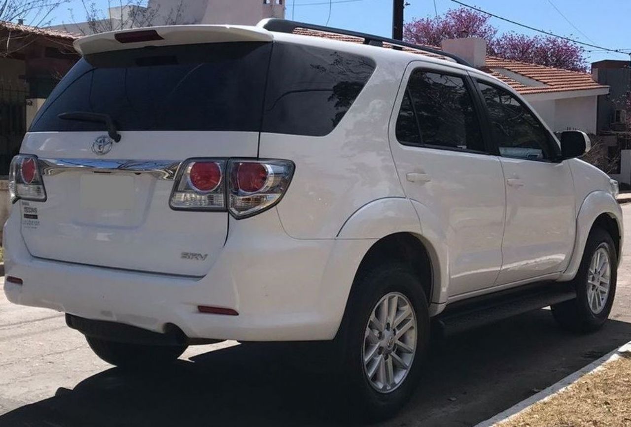 Toyota Hilux SW4 Usado en Córdoba, deRuedas