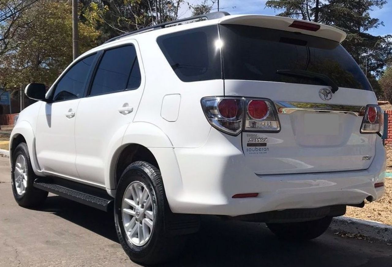 Toyota Hilux SW4 Usado en Córdoba, deRuedas