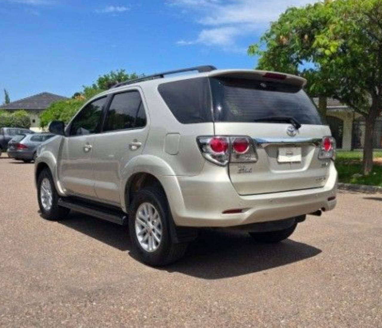 Toyota Hilux SW4 Usado en Mendoza, deRuedas