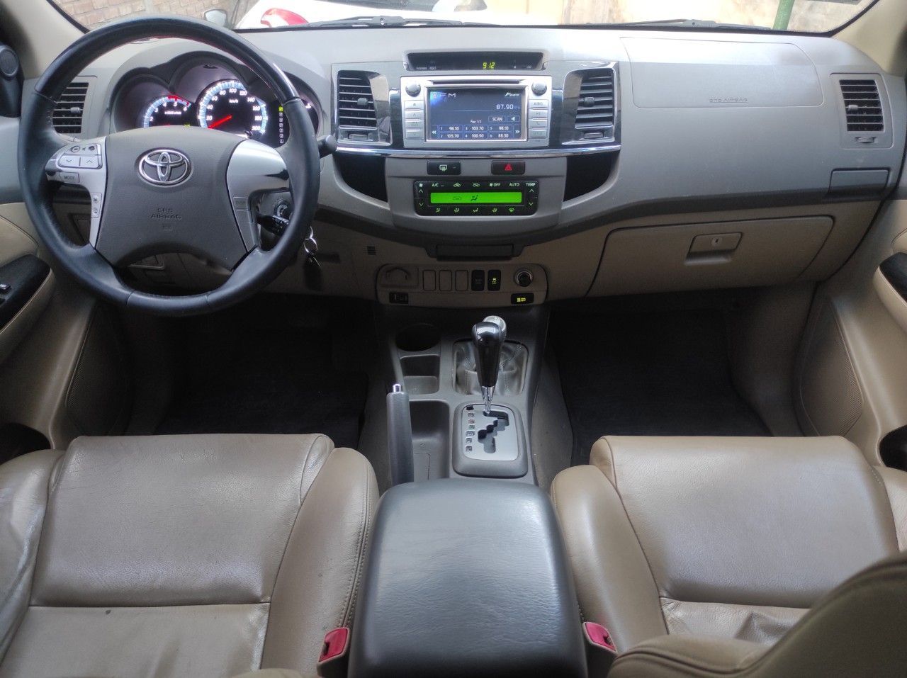 Toyota Hilux SW4 Usado Financiado en Mendoza, deRuedas