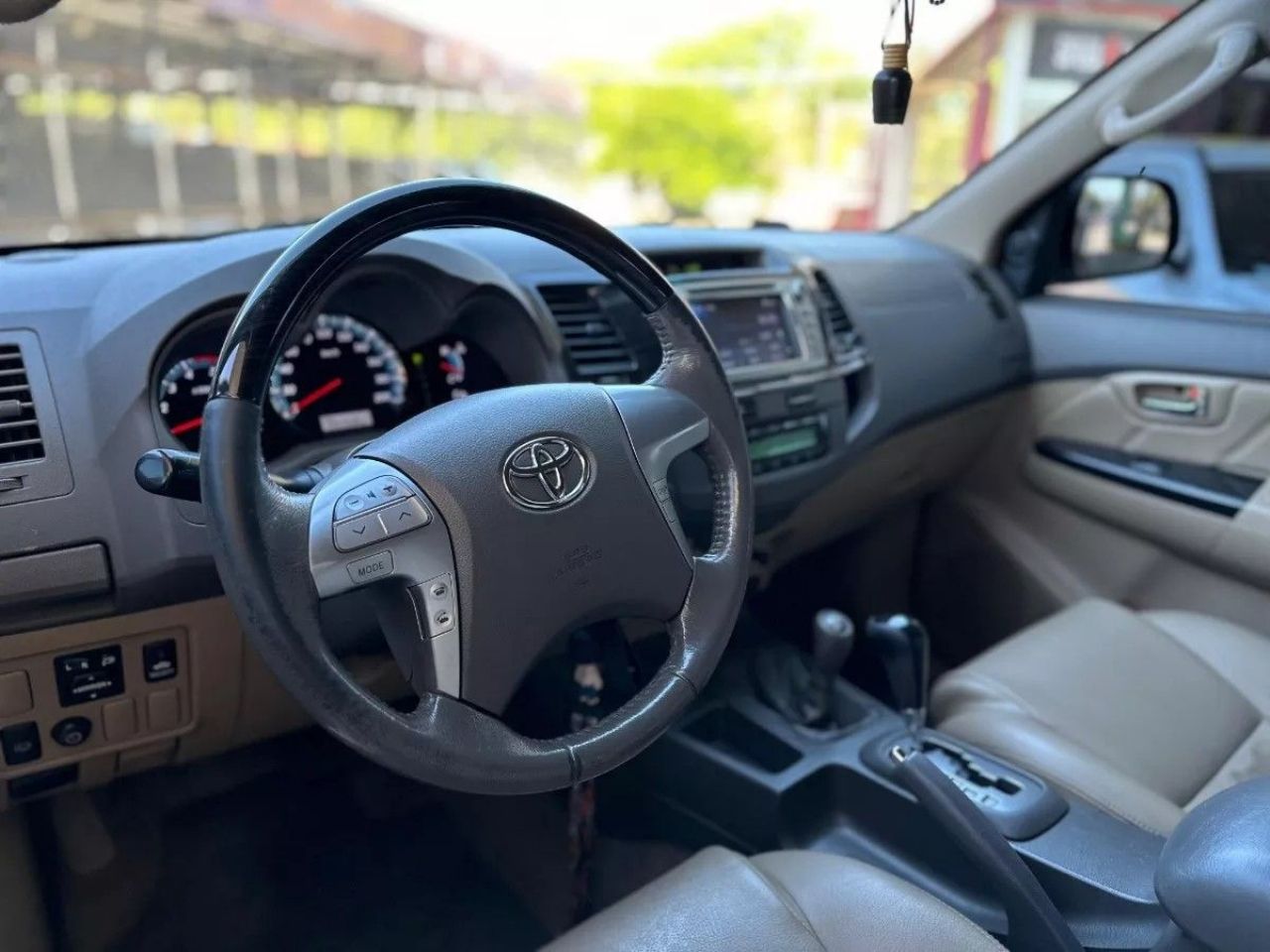 Toyota Hilux SW4 Usado Financiado en Córdoba, deRuedas
