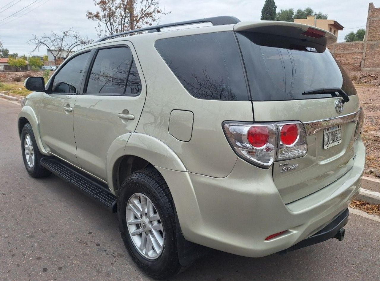 Toyota Hilux SW4 Usado Financiado en Mendoza, deRuedas