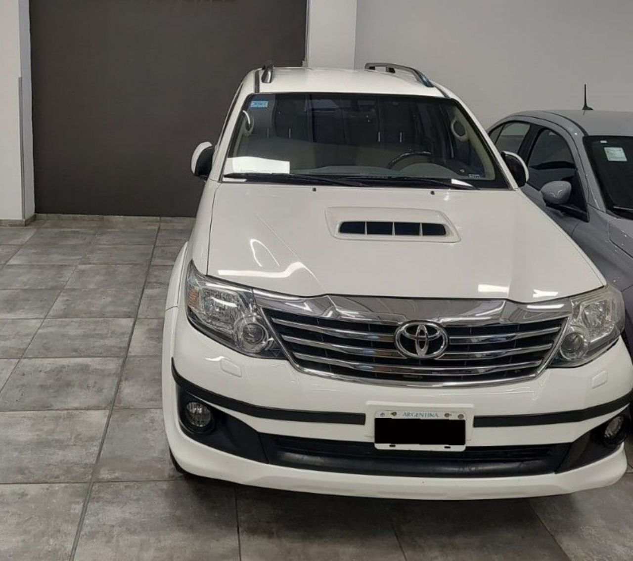 Toyota Hilux SW4 Usado Financiado en San Juan, deRuedas