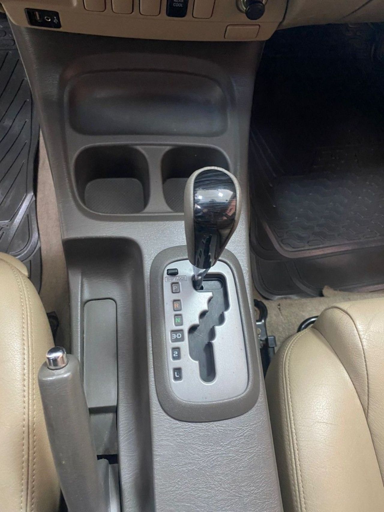 Toyota Hilux SW4 Usado Financiado en Córdoba, deRuedas