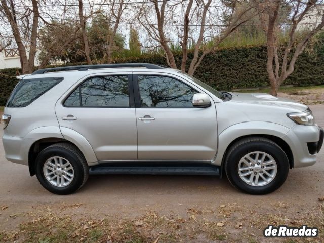 Toyota Hilux SW4 Usado en Mendoza, deRuedas