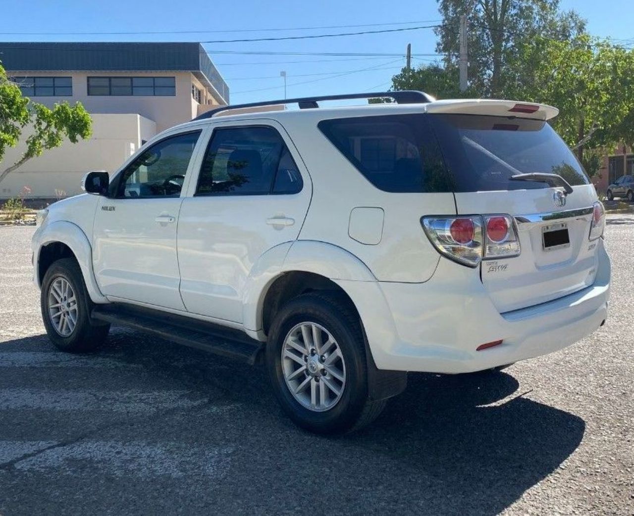 Toyota Hilux SW4 Usado en San Juan, deRuedas