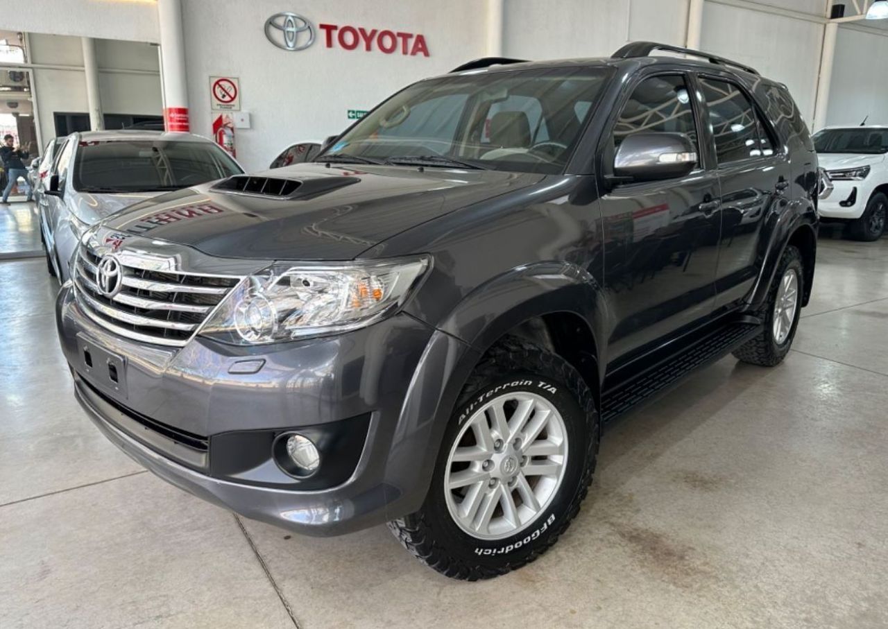 Toyota Hilux SW4 Usado en Mendoza, deRuedas