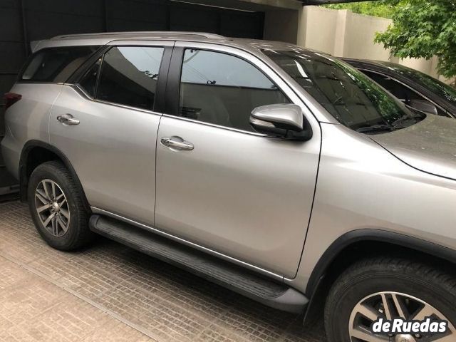 Toyota Hilux SW4 Usado en Mendoza, deRuedas