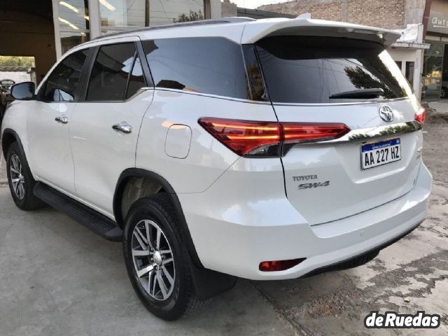 Toyota Hilux SW4 Usado en Mendoza, deRuedas