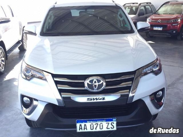 Toyota Hilux SW4 Usado en Mendoza, deRuedas