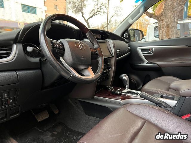 Toyota Hilux SW4 Usado en Mendoza, deRuedas