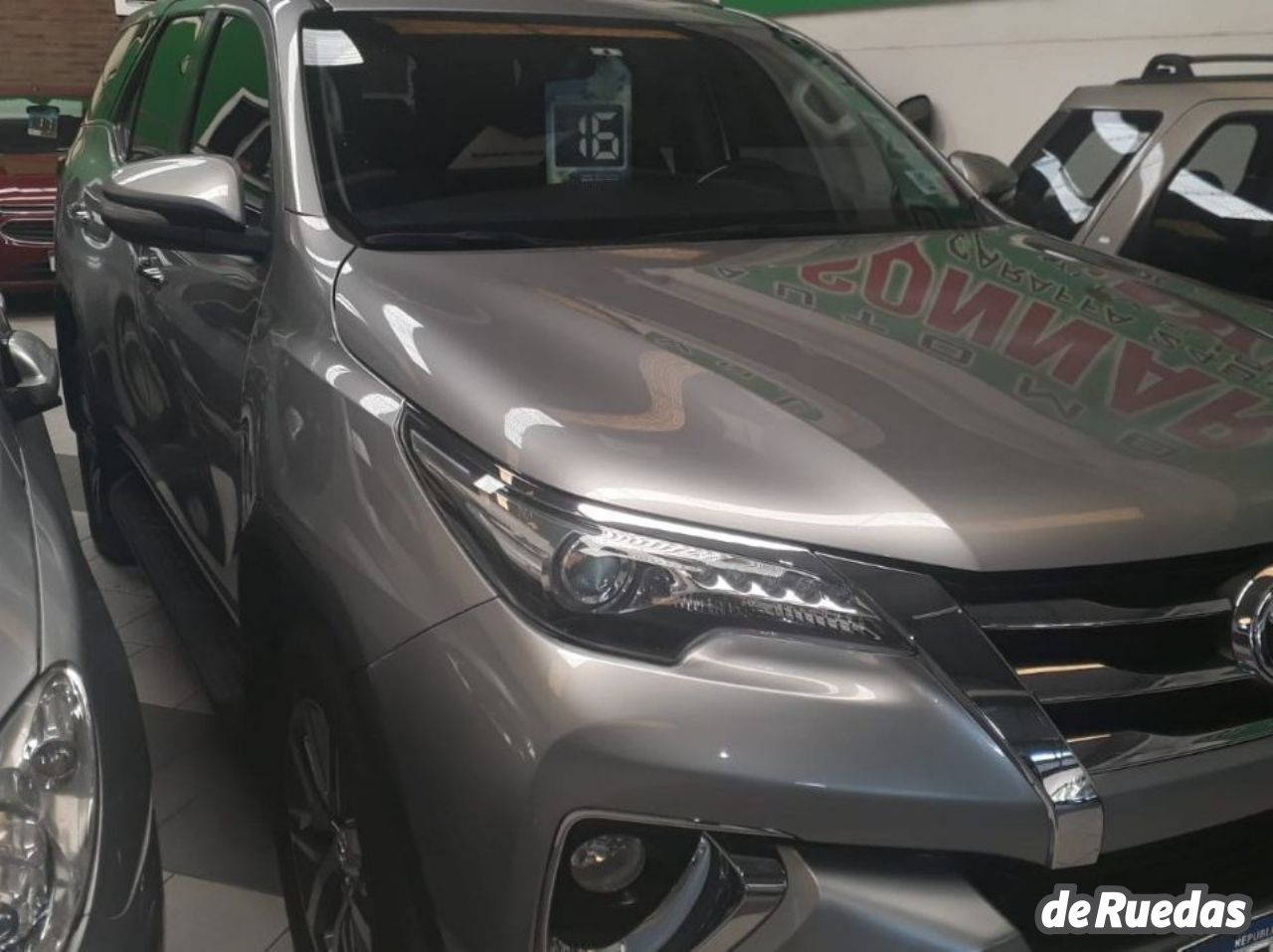 Toyota Hilux SW4 Usado en Córdoba, deRuedas