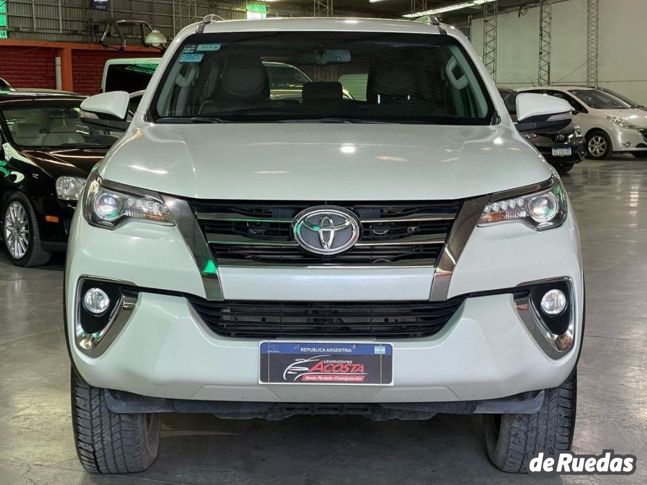 Toyota Hilux SW4 Usado en San Juan, deRuedas