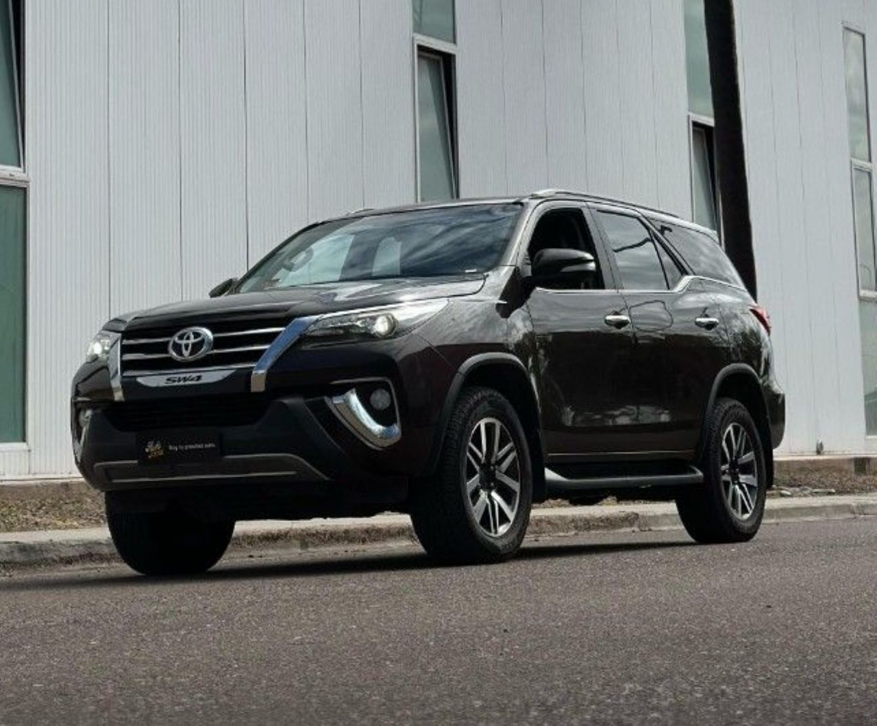 Toyota Hilux SW4 Usado en Mendoza, deRuedas