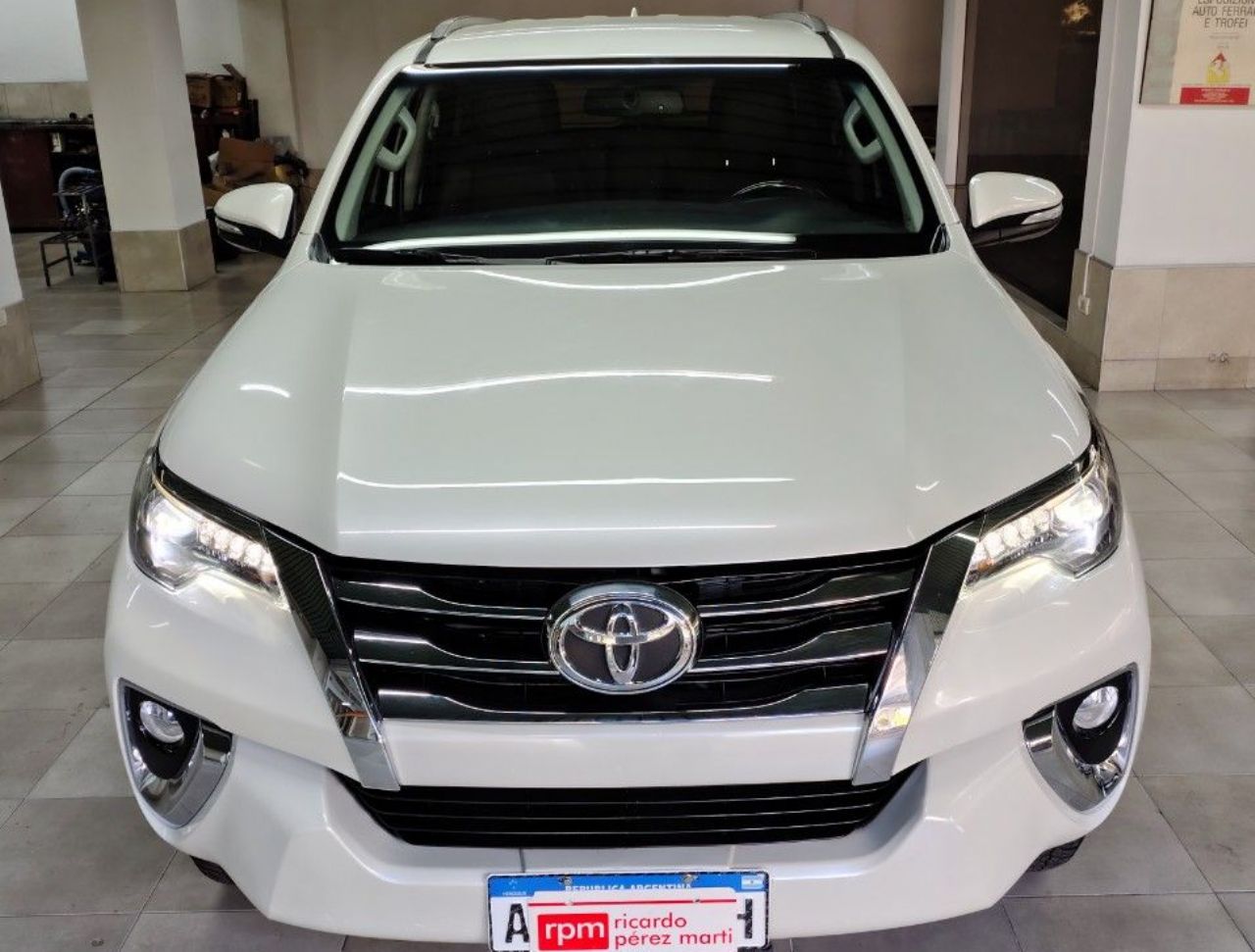 Toyota Hilux SW4 Usado en Mendoza, deRuedas