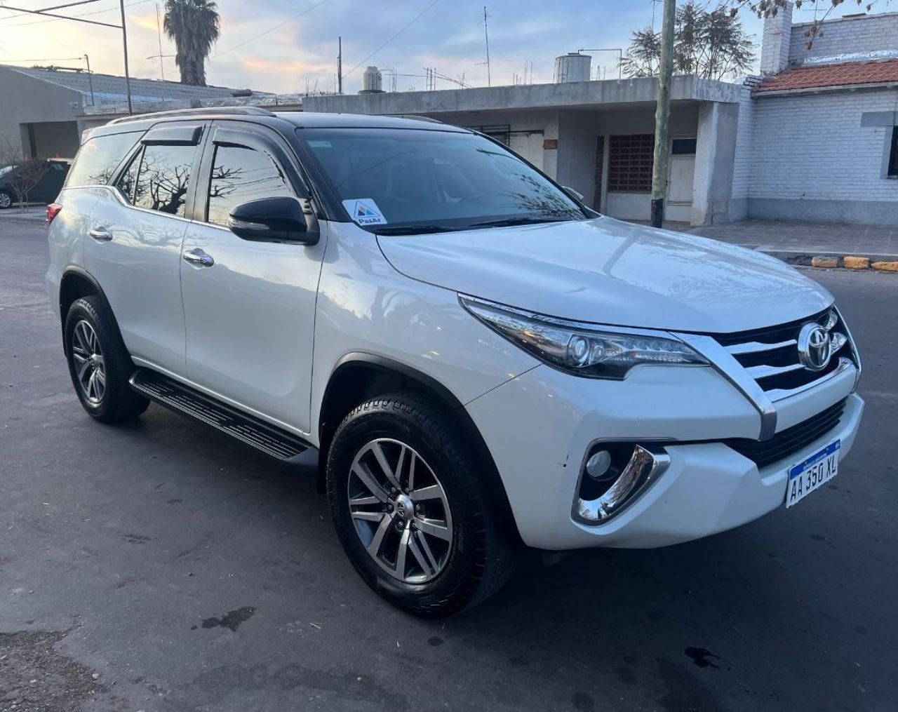 Toyota Hilux SW4 Usado en Mendoza, deRuedas
