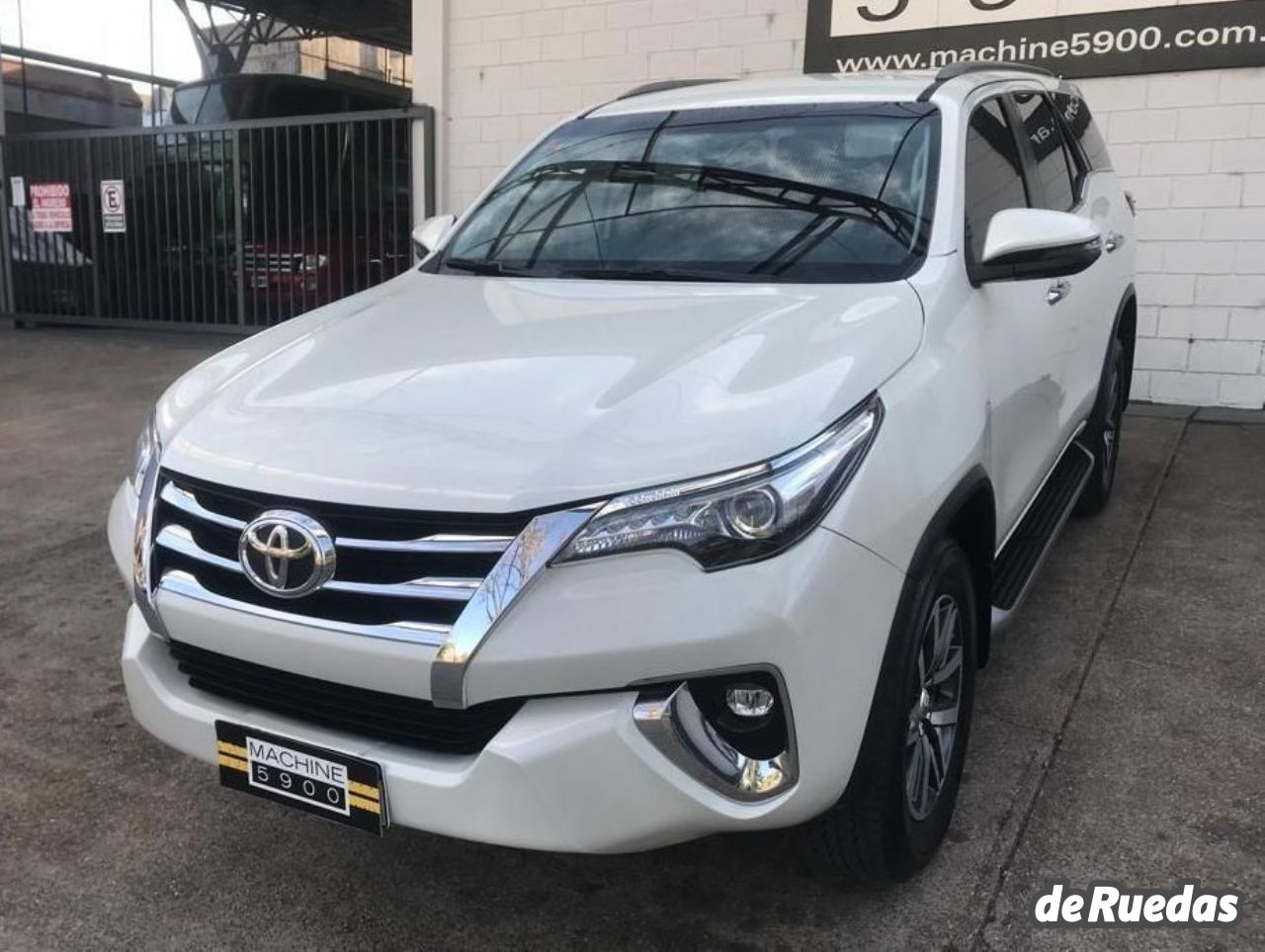 Toyota Hilux SW4 Usado en Córdoba, deRuedas