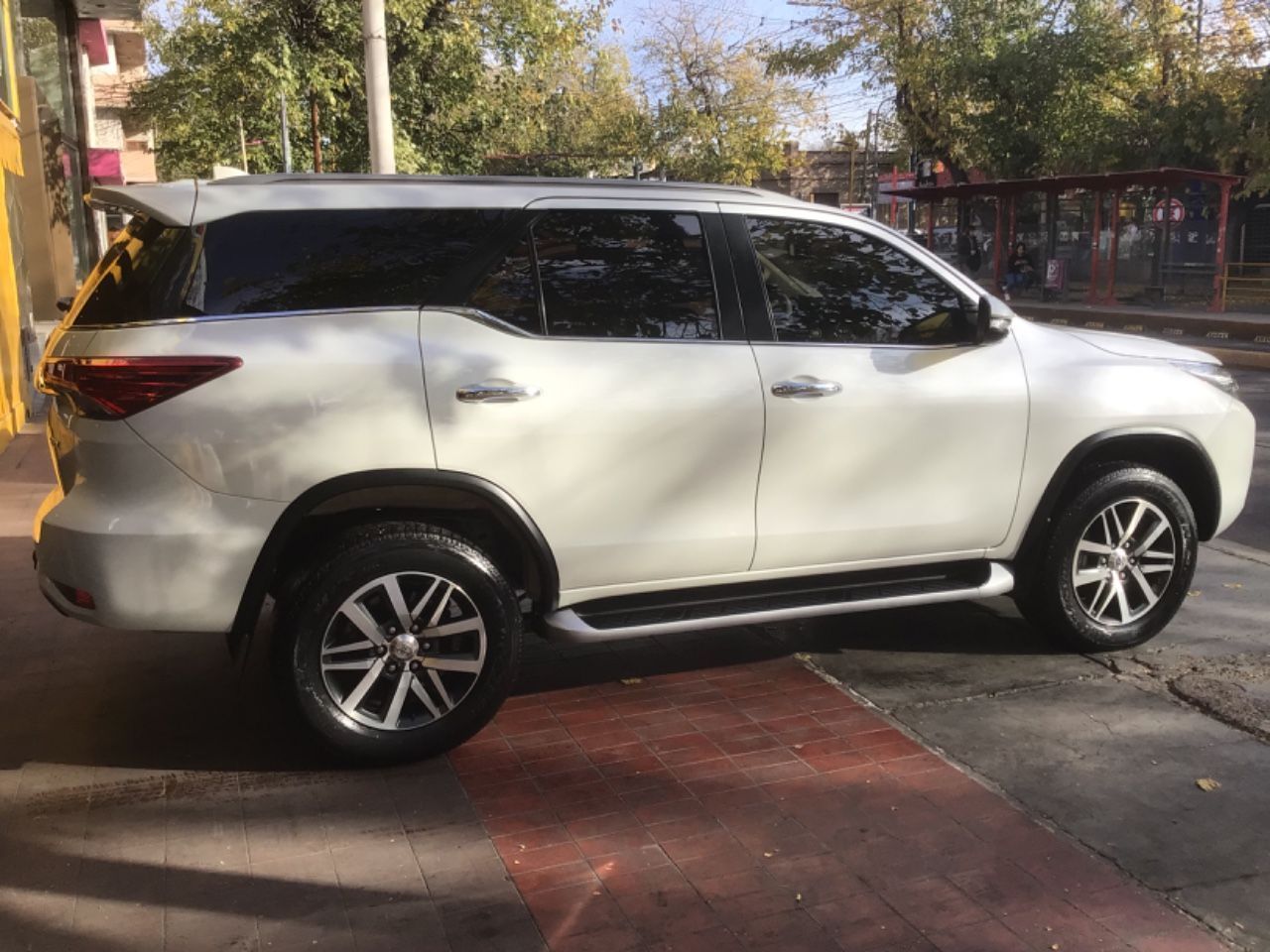 Toyota Hilux SW4 Usado en Mendoza, deRuedas