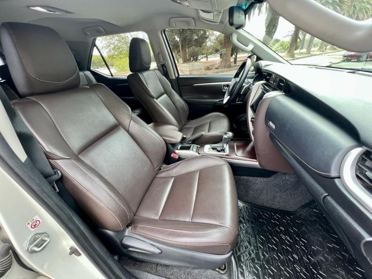 Toyota Hilux SW4 Usado en Mendoza, deRuedas