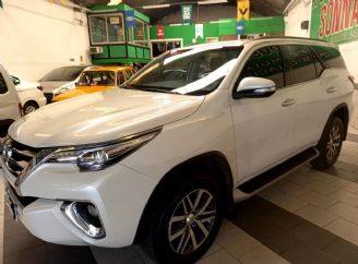 Toyota Hilux SW4 Usado en Córdoba Financiado