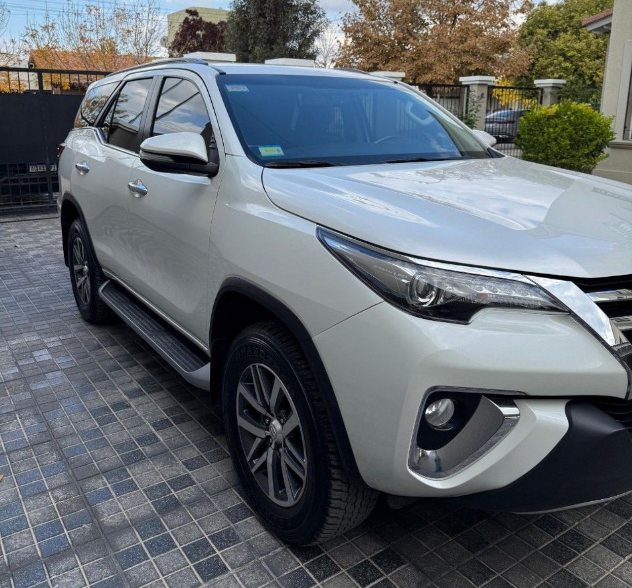 Toyota Hilux SW4 Usado en Mendoza, deRuedas