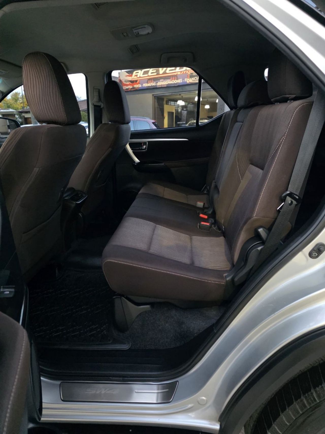 Toyota Hilux SW4 Usado en Mendoza, deRuedas
